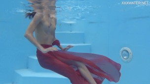 Underwater nude sister Hermione Ganger getting horny